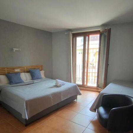 Hotel Acebo Plaza Mayor Jaca Exteriör bild
