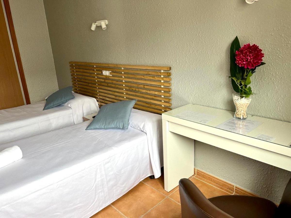 Hotel Acebo Plaza Mayor Jaca Exteriör bild